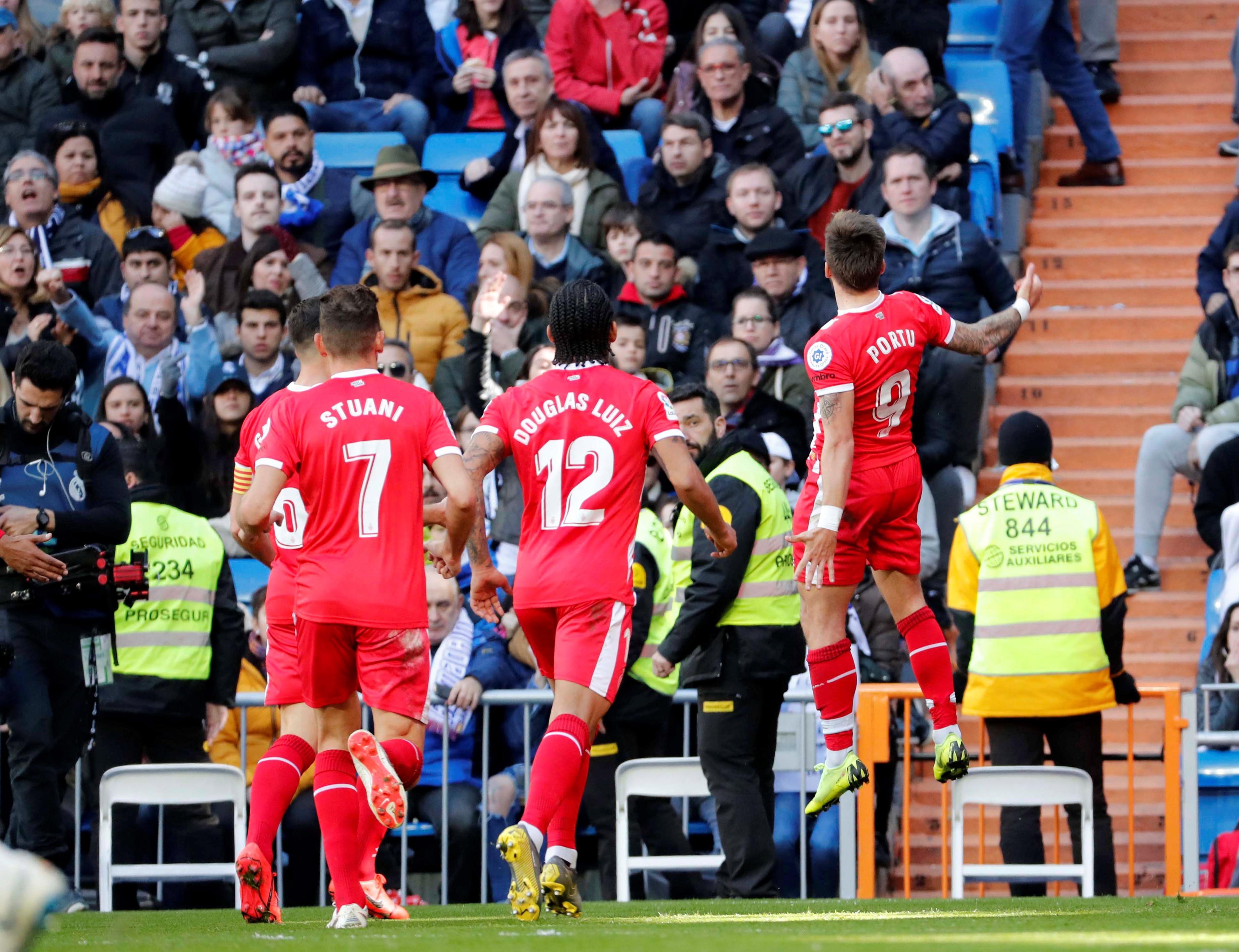 联等篮球传 联等篮球传